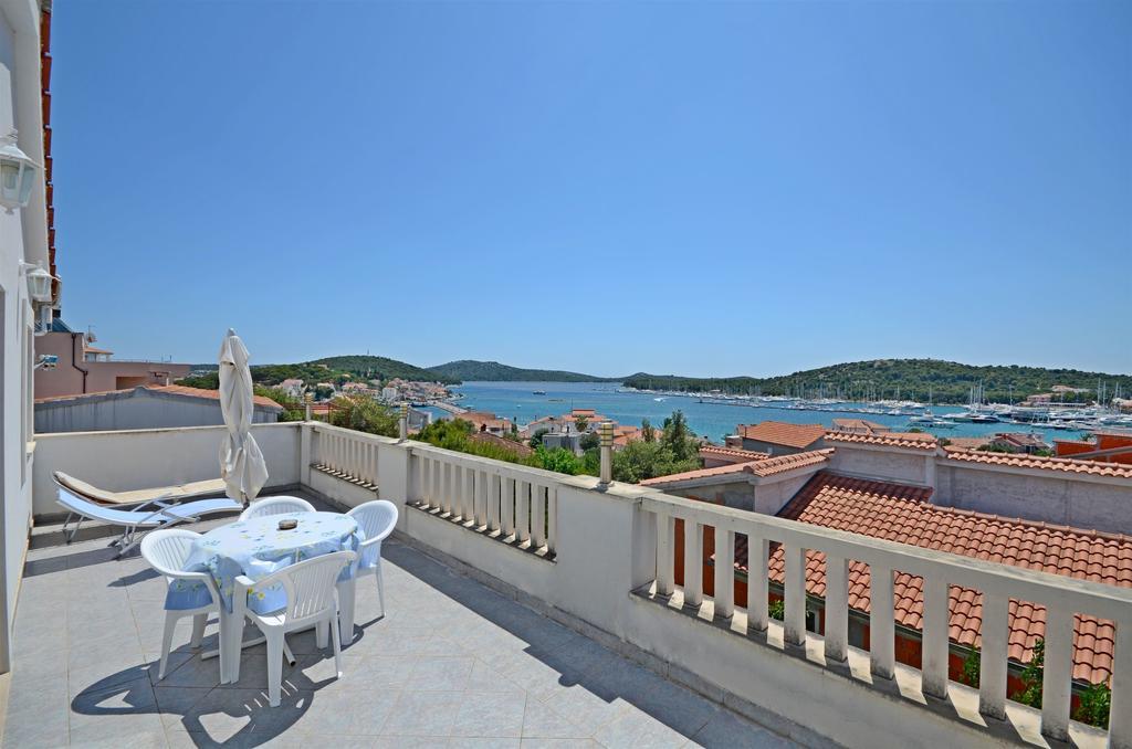 Apartments Branislav Rogoznica (Sibenik-Knin) Exterior foto